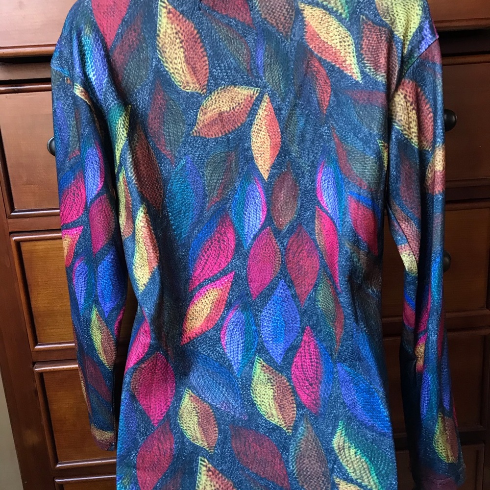 V Neck Top - image 6